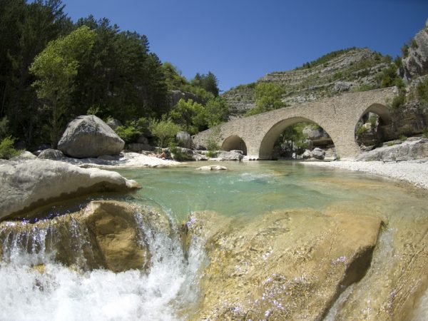 Blog de Basses Alpes Gorges de la Meouge Haute Provence; kwartier gaans van Chambres d'hotes Gites Les Glycines